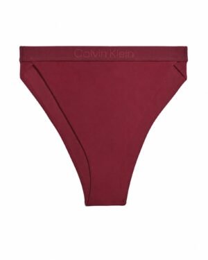 Calvin Klein γυναικείο bikini bottom σε μπορντό χρώμα με λογότυπο στη μέση σε λευκό φόντο