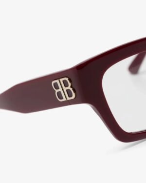 Λεπτομέρεια BB logo σε Balenciaga BB0274O 003 μπορντό σκελετό