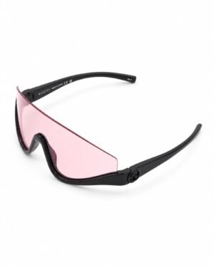 Gucci GG1650S 002 μαύρα γυαλιά ηλίου με ροζ φακό σε πλάγια όψη