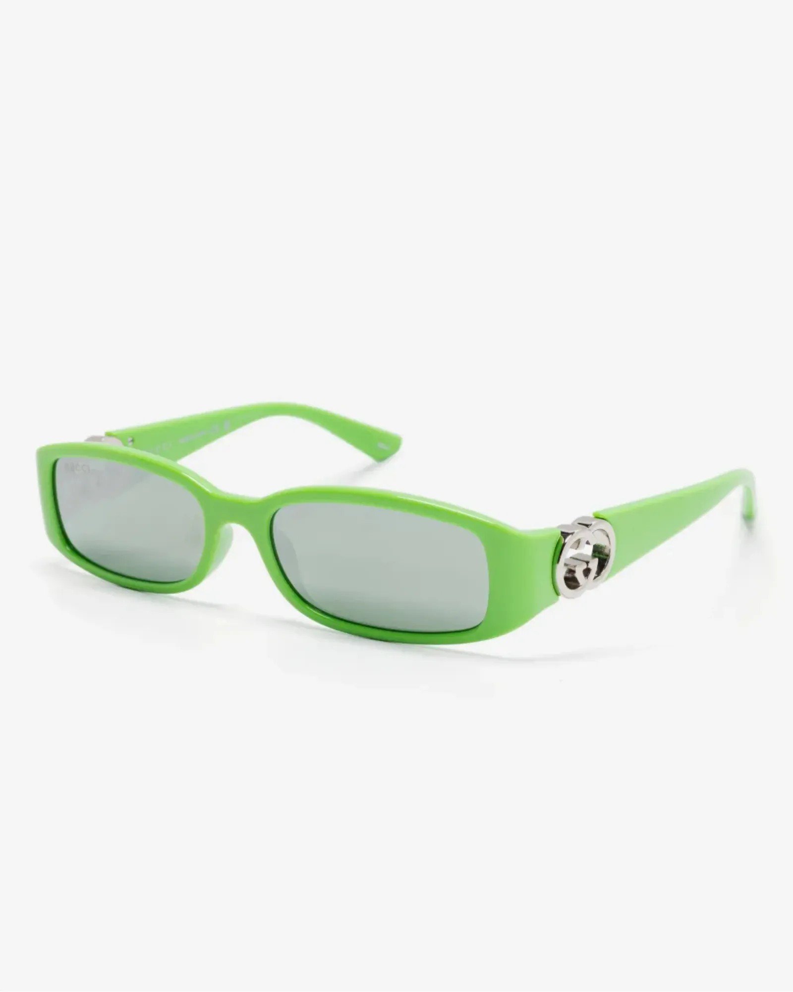Gucci GG1661S 005 πράσινα γυαλιά ηλίου σε πλάγια γωνία