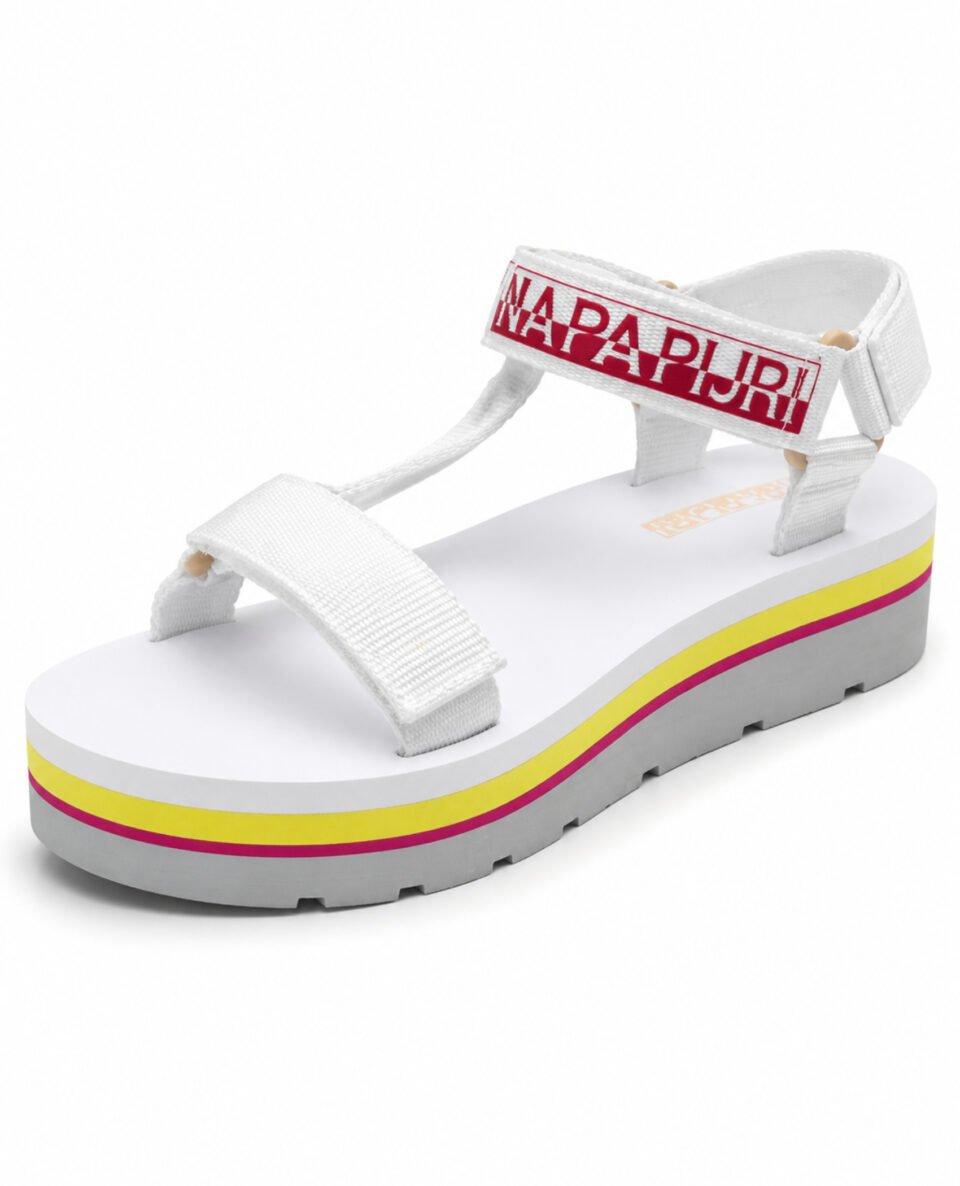 Λευκά γυναικεία σανδάλια Napapijri Dahlia με platform σόλα και ρυθμιζόμενα λουράκια, γωνιακή λήψη